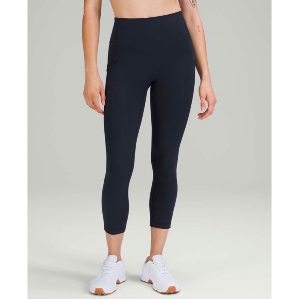 Lululemon 8 All The Right Places High Rise Crop Legging 23" Navy Blue W6BSAS